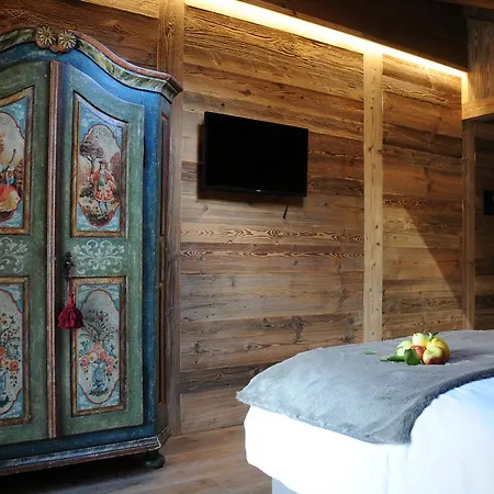 Hotel L'Abri Des Amis Courmayeur Esterno foto